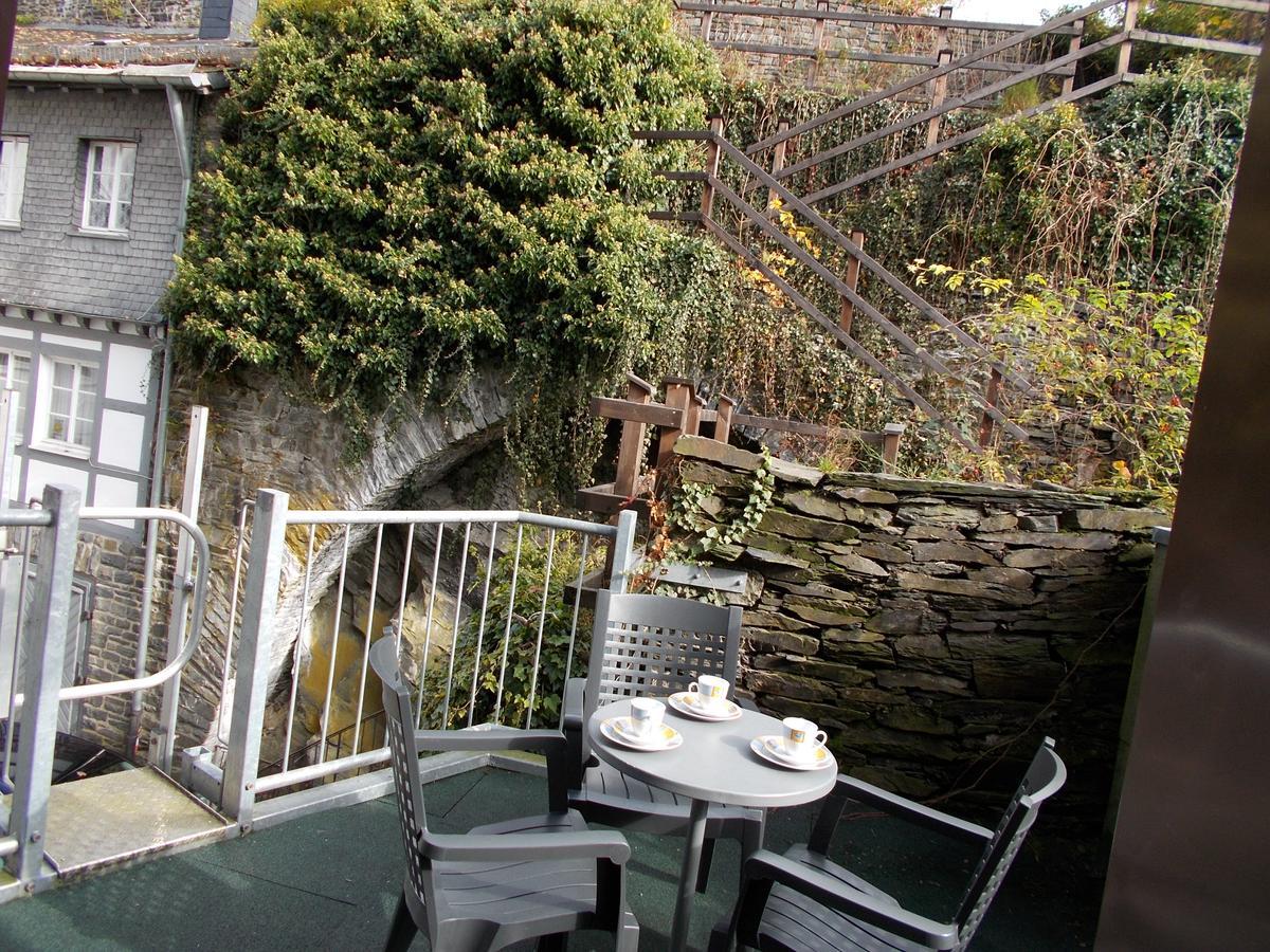 Fewo 2 Im Geschenkehaus Appartamento Monschau Esterno foto
